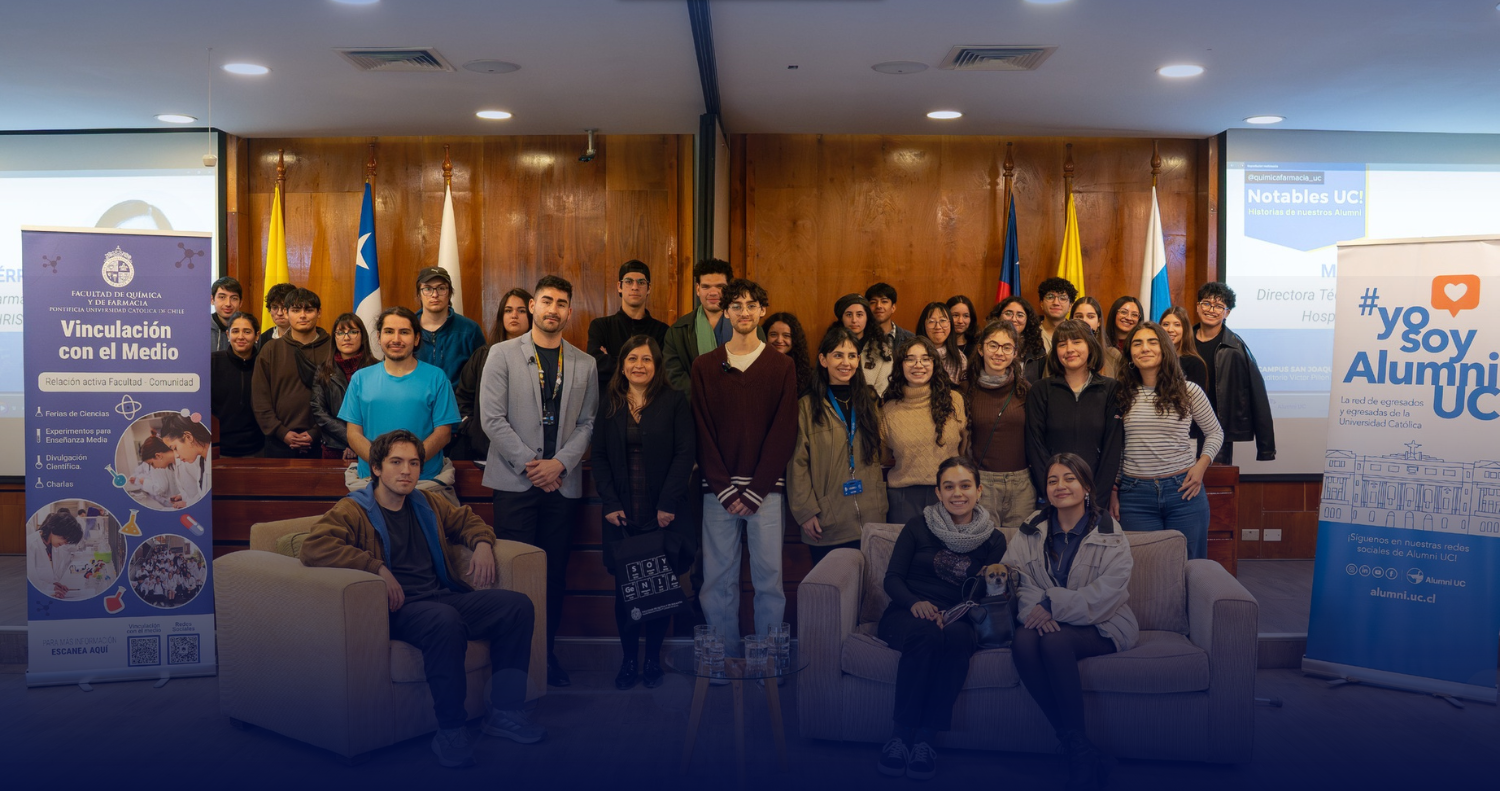 Fotografía de un grupo de 40 personas